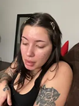 Snapshot of cherryxxox chatting on 14, 4, 2026 cherryxxox online show from 14, 4, 2026