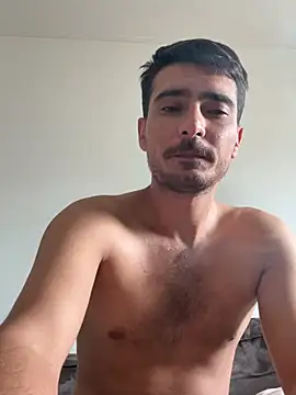 Snapshot of Serttssikici chatting on 23, 7, 2026 Serttssikici online show from 23, 7, 2026