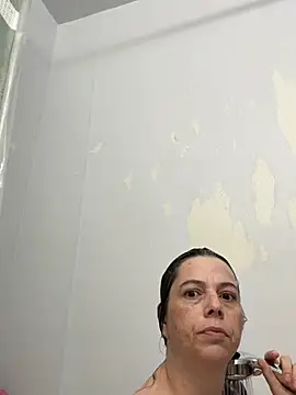 Snapshot of lily1982 chatting on 25, 5, 2026 lily1982 online show from 25, 5, 2026