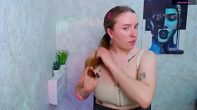 Snapshot of KassiaRayne_ chatting on 9, 4, 2026 KassiaRayne online show from 9, 4, 2026