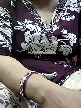 Snapshot of sexy_payal_hot chatting on 23, 4, 2026 sexy payal hot online show from 23, 4, 2026