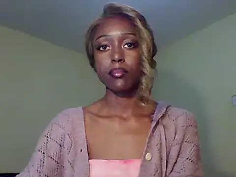 Snapshot of HotSkinnyLady chatting on 19, 7, 2026 HotSkinnyLady online show from 19, 7, 2026
