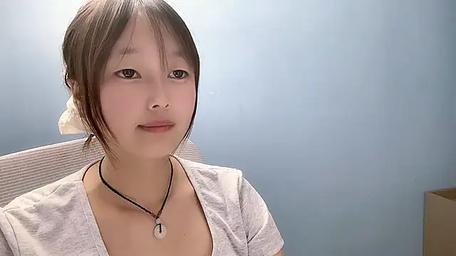 Xiaoqing00 online show from 25, 4, 2026