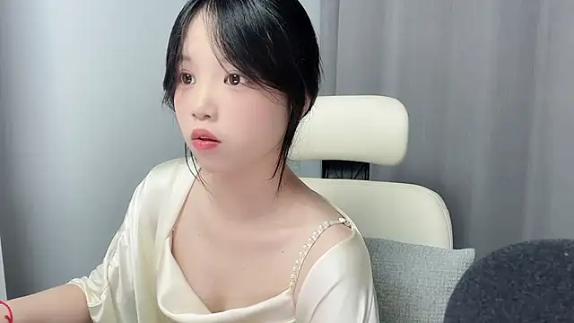Xiaoqing00 online show from 16, 5, 2026