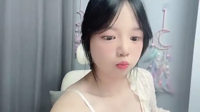 Xiaoqing00 online show from 19, 5, 2026
