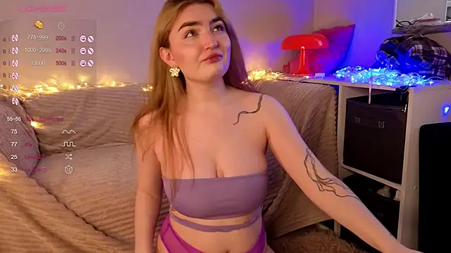 sweetandcuteee online show from 15, 4, 2026