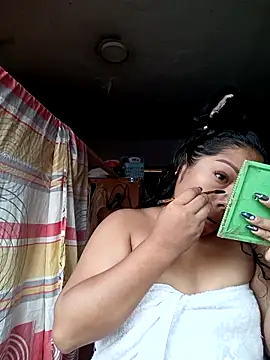 gatita2303 online show from 9, 4, 2026