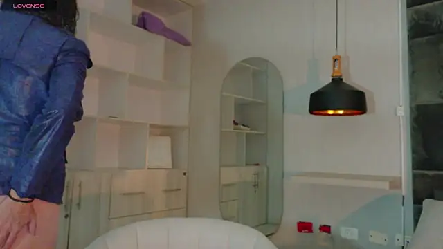 Snapshot of Adrianaa_gold chatting on 17, 6, 2026 Adrianaa gold online show from 17, 6, 2026