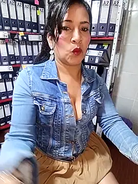 Snapshot of ZOE-WILDER_ chatting on 12, 6, 2026 ZOE-WILDER online show from 12, 6, 2026
