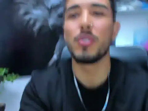 Snapshot of alangreek1 chatting on 7, 6, 2026 alangreek1 online show from 7, 6, 2026