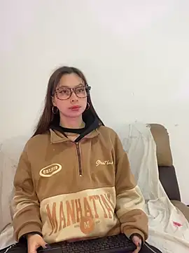 Snapshot of Angel_Kat chatting on 18, 7, 2026 Angel Kat online show from 18, 7, 2026