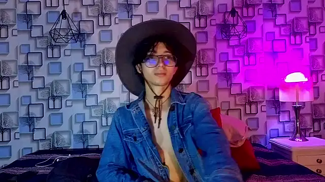 Snapshot of Twink_Sebas7 chatting on 9, 5, 2026 Twink Sebas7 online show from 9, 5, 2026