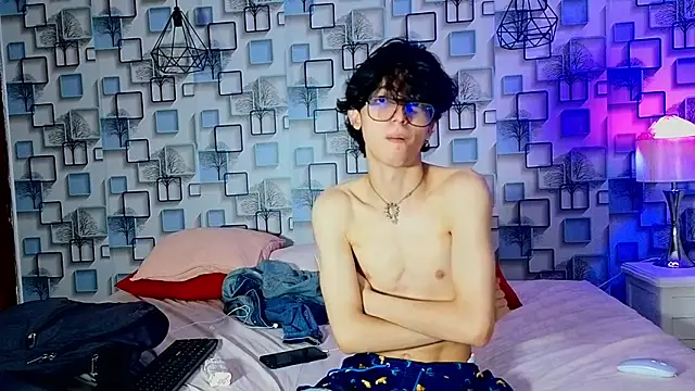 Snapshot of Twink_Sebas7 chatting on 23, 5, 2026 Twink Sebas7 online show from 23, 5, 2026