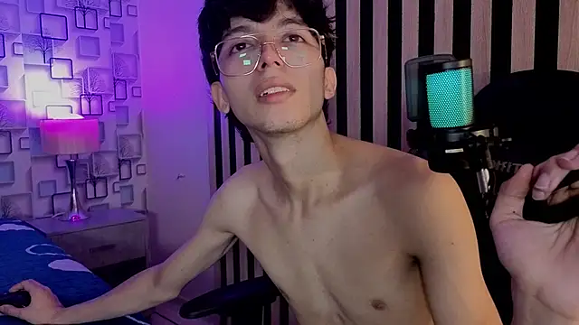 Snapshot of Twink_Sebas7 chatting on 30, 6, 2026 Twink Sebas7 online show from 30, 6, 2026
