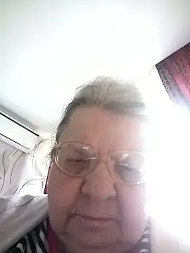 Snapshot of MartaMia68 chatting on 25, 4, 2026 MartaMia68 online show from 25, 4, 2026