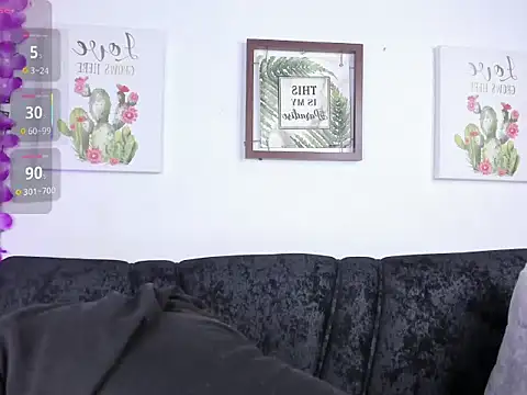 Snapshot of haly_smif chatting on 9, 4, 2026 haly smif online show from 9, 4, 2026