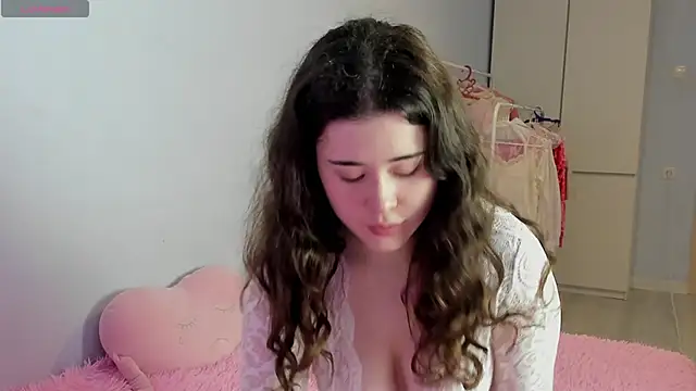 ChloeBlisss online show from 13, 5, 2026