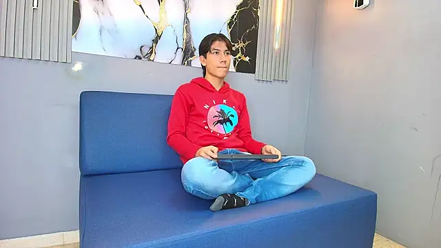 RAPHAEL NYON1 online show from 11, 4, 2026