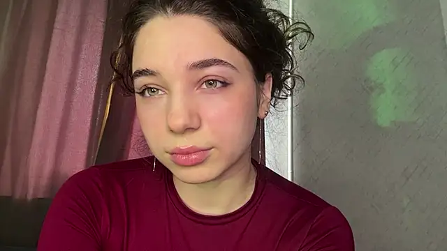 Angeliheee online show from 17, 4, 2026