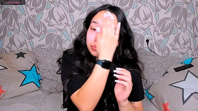 Snapshot of Zlata_lee chatting on 19, 5, 2026 Zlata lee online show from 19, 5, 2026