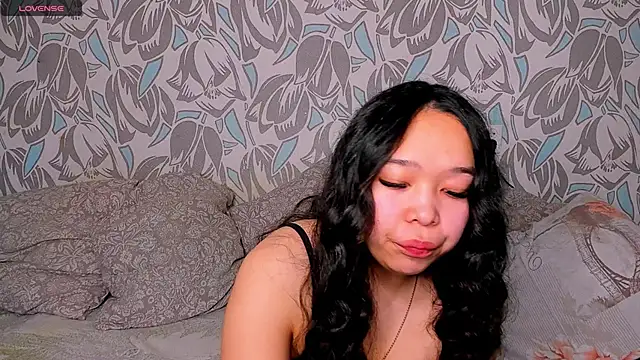 Snapshot of Zlata_lee chatting on 3, 6, 2026 Zlata lee online show from 3, 6, 2026