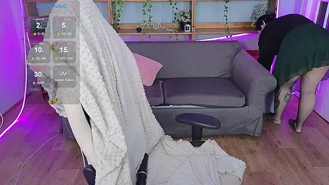 Snapshot of QwertyAnnie_Lbo chatting on 24, 4, 2026 QwertyAnnie Lbo online show from 24, 4, 2026