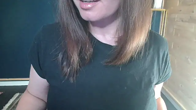 NicoleLove  online show from 13, 7, 2026