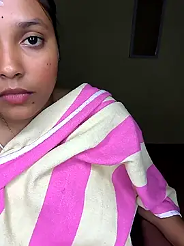 Snapshot of Tamilmoon006 chatting on 19, 5, 2026 Tamilmoon006 online show from 19, 5, 2026