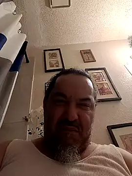 Snapshot of MrBustNut2026 chatting on 13, 4, 2026 MrBustNut2026 online show from 13, 4, 2026