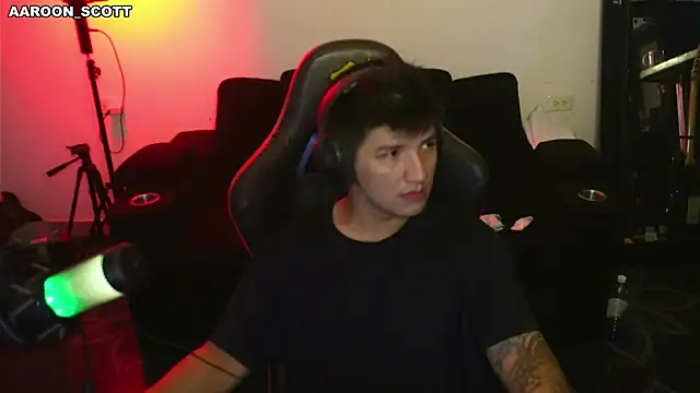 AAROON SCOTT online show from 10, 4, 2026