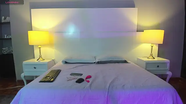 Aliss Taylor1 online show from 14, 4, 2026