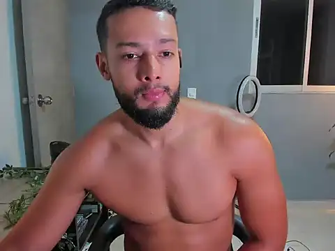 Snapshot of Juan_Calix chatting on 12, 4, 2026 Juan Calix online show from 12, 4, 2026