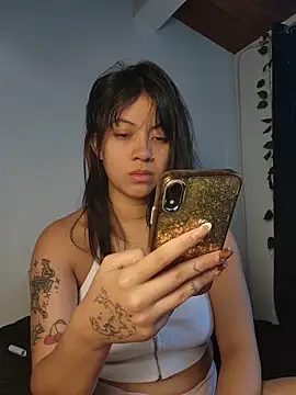 Snapshot of NefertitiXO chatting on 7, 6, 2026 NefertitiXO online show from 7, 6, 2026