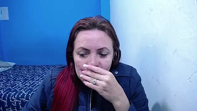 carolinhe26 online show from 16, 7, 2026