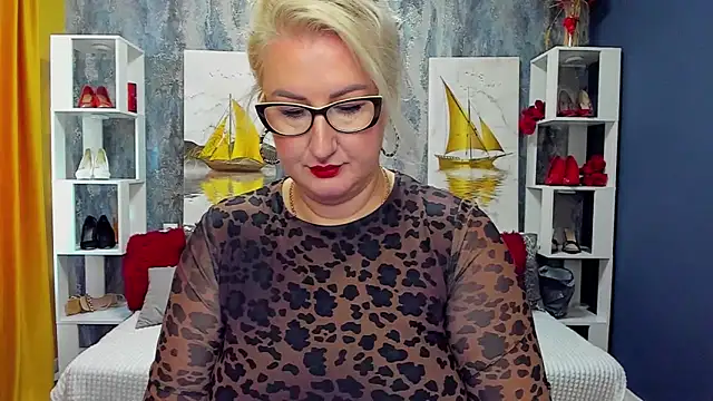Snapshot of DianaFrances chatting on 25, 4, 2026 DianaFrances online show from 25, 4, 2026