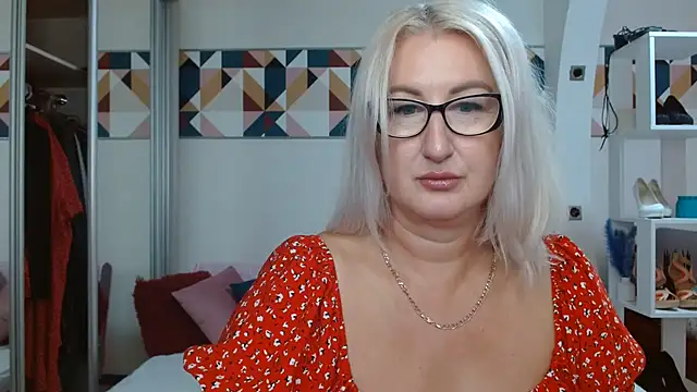 Snapshot of DianaFrances chatting on 18, 7, 2026 DianaFrances online show from 18, 7, 2026