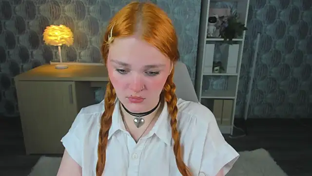Snapshot of Emilly_Hiil chatting on 28, 7, 2026 Emilly Hiil online show from 28, 7, 2026