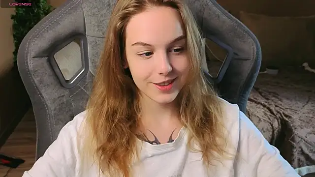 Snapshot of LeiaMurph chatting on 18, 6, 2026 LeiaMurph online show from 18, 6, 2026
