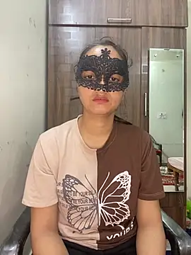 KANGANA-STRIP online show from 29, 4, 2026