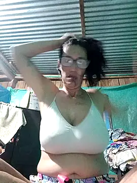 DulceM0609 online show from 17, 4, 2026