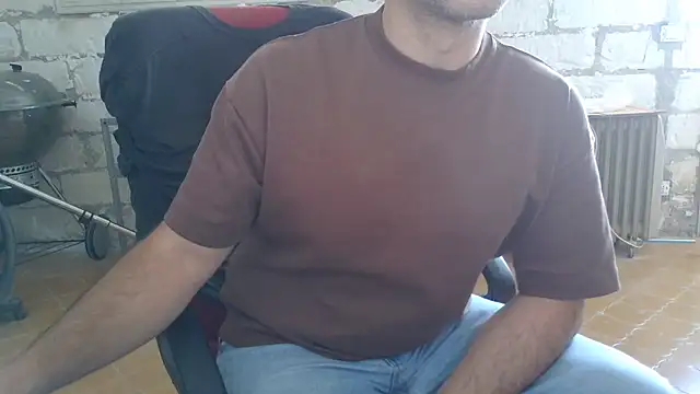 Snapshot of brunosso85ita chatting on 3, 5, 2026 brunosso85ita online show from 3, 5, 2026