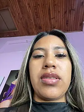 Snapshot of Kimmiebellarie chatting on 10, 7, 2026 Kimmiebellarie online show from 10, 7, 2026