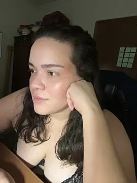 dayanestephany1 online show from 29, 4, 2026