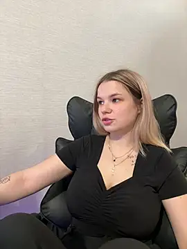Snapshot of KimEvanss chatting on 26, 6, 2026 KimEvanss online show from 26, 6, 2026