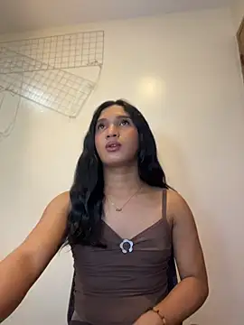 slutty aki online show from 16, 6, 2026