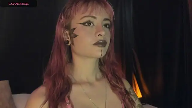 Snapshot of Miiaa_Stonee chatting on 26, 5, 2026 Miiaa Stonee online show from 26, 5, 2026