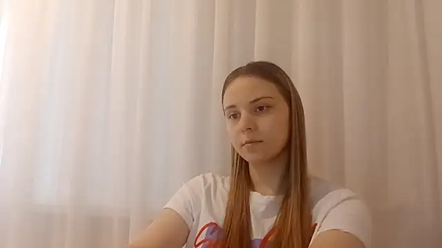 Snapshot of SadyeEntel chatting on 12, 4, 2026 SadyeEntel online show from 12, 4, 2026