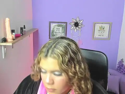 Catalina Foxt online show from 15, 4, 2026