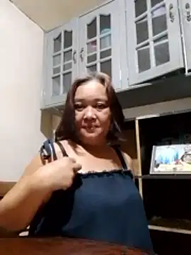 jeanyummytits online show from 14, 5, 2026