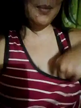 jeanyummytits online show from 21, 6, 2026